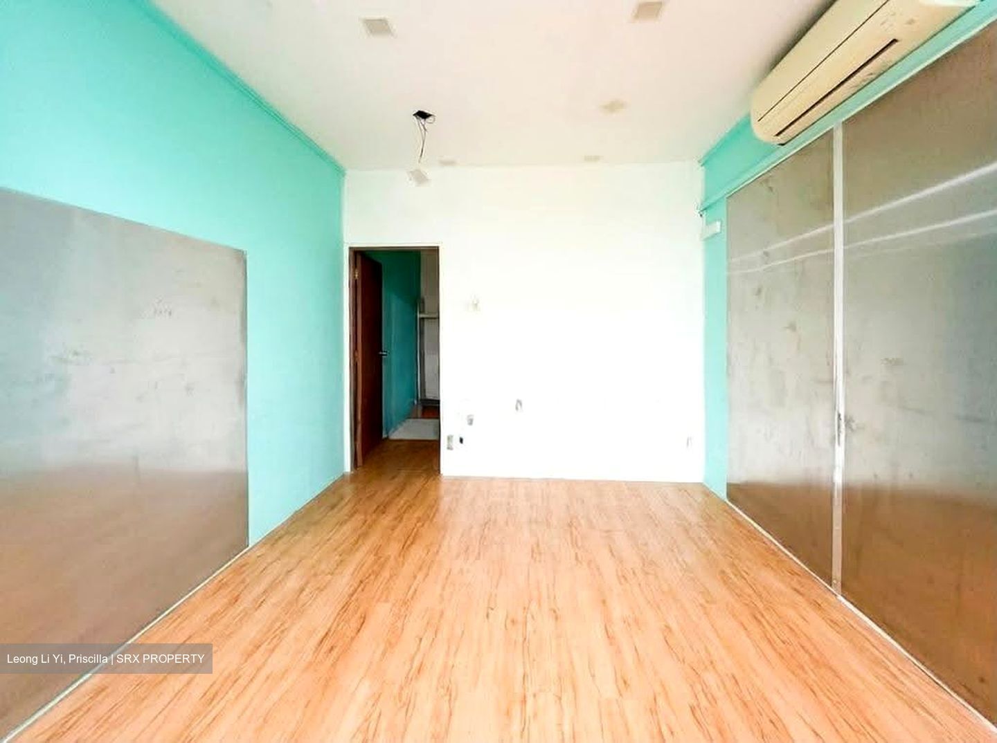 Upper Serangoon Road (D19), Office #631804091